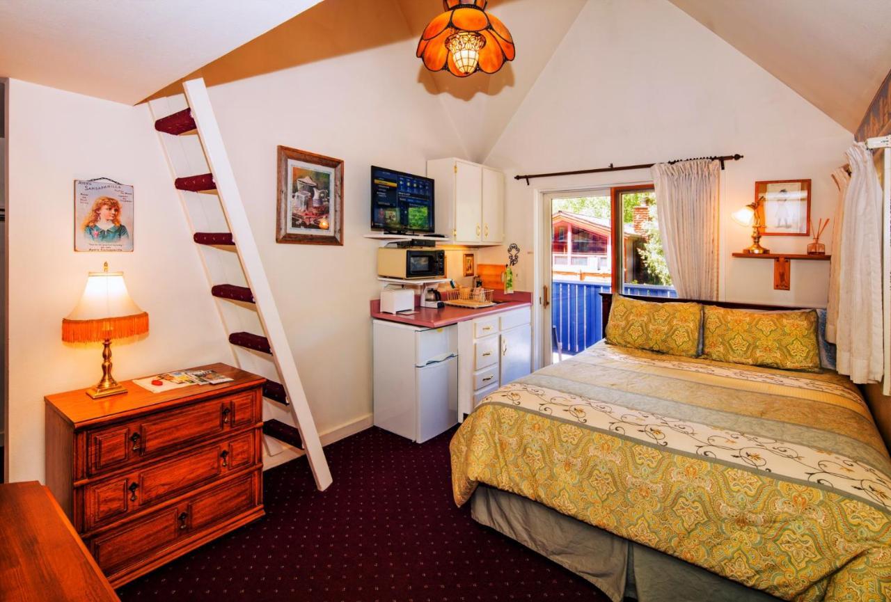 The Snow Queen Lodge Snowmass Village Room photo