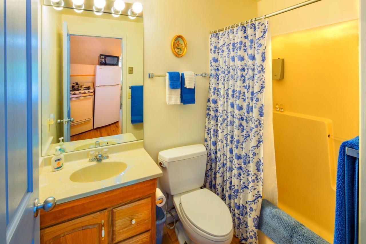 The Snow Queen Lodge Snowmass Village Room photo