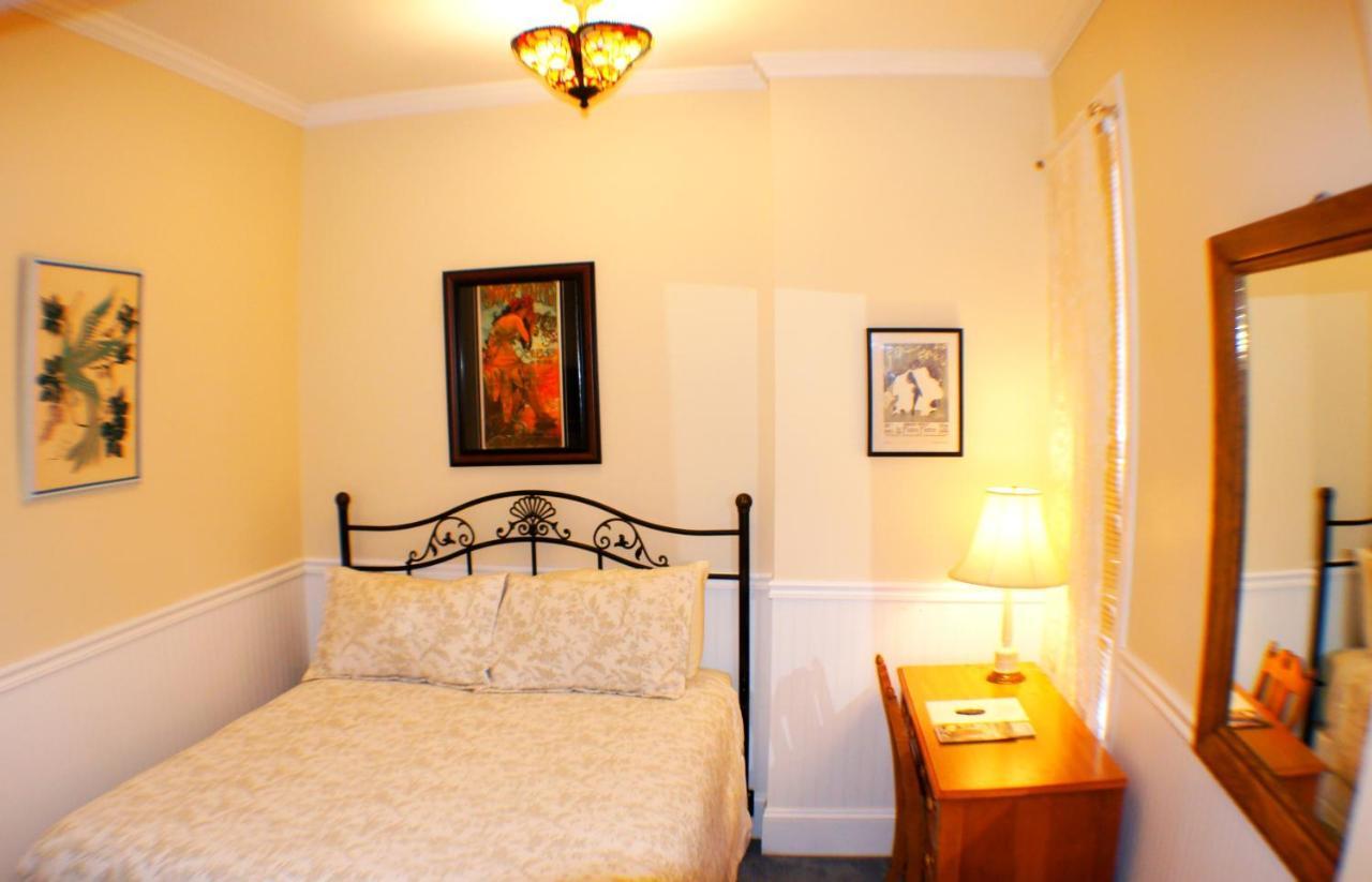 The Snow Queen Lodge Snowmass Village Room photo